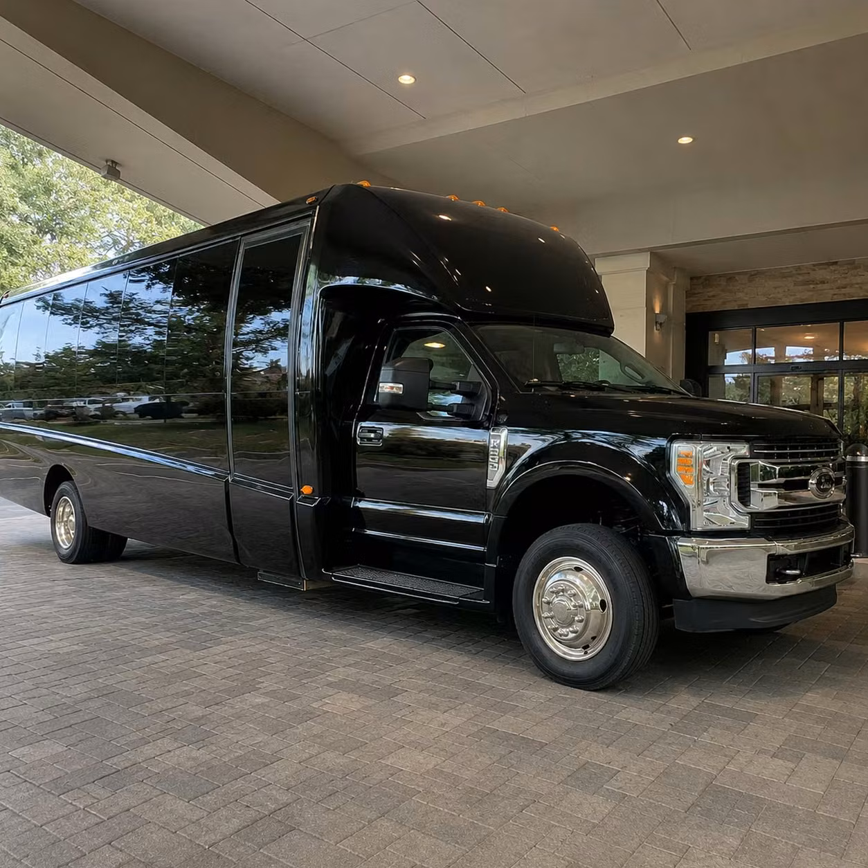 employee shuttles in newport news